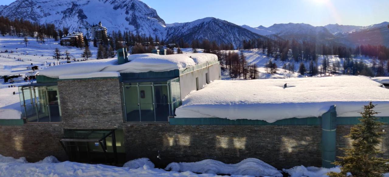Teleo Vacanze - Villaggio Olimpico Di Sestriere Bagian luar foto