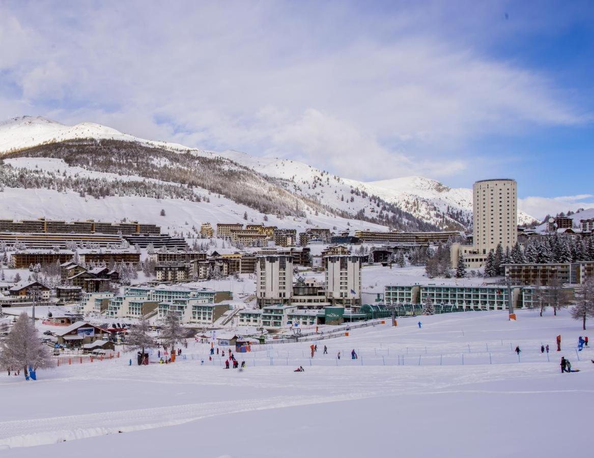 Teleo Vacanze - Villaggio Olimpico Di Sestriere Bagian luar foto